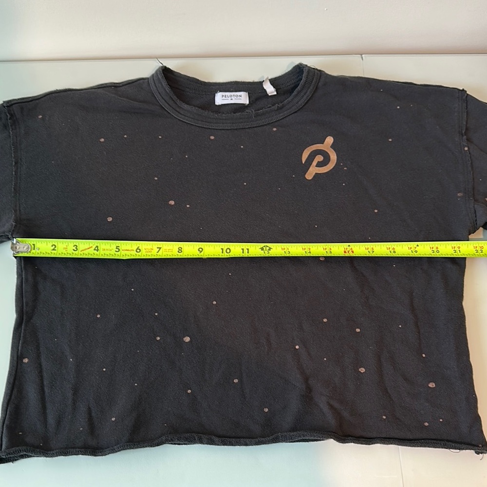 Peloton Black Cropped 100% Cotton Sweatshirt with Rose Gold Accents - Picture 5 of 6